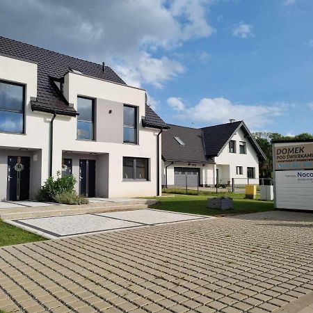 Domek Pod Swierkami -Apartament Swierkowy IV クドヴァ・ズドゥルイ エクステリア 写真