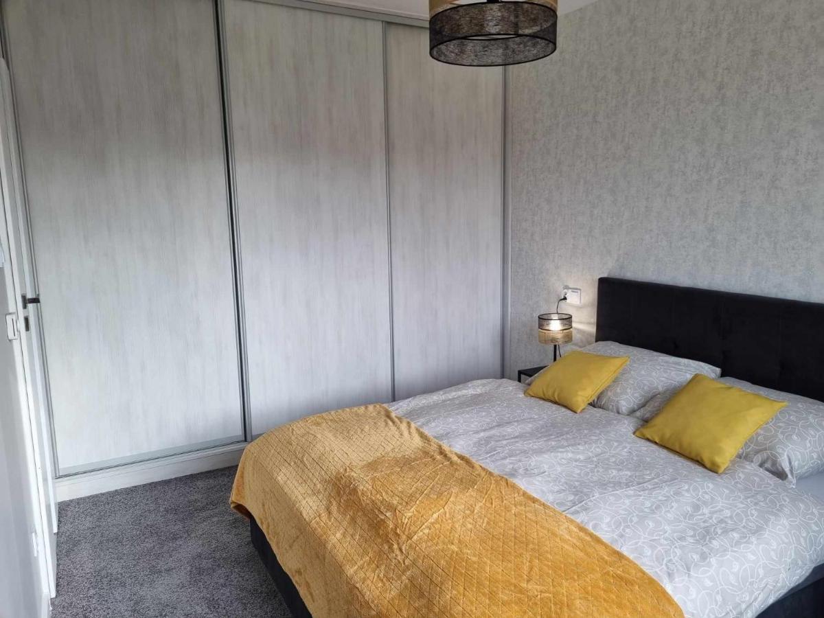 Domek Pod Swierkami -Apartament Swierkowy IV クドヴァ・ズドゥルイ エクステリア 写真