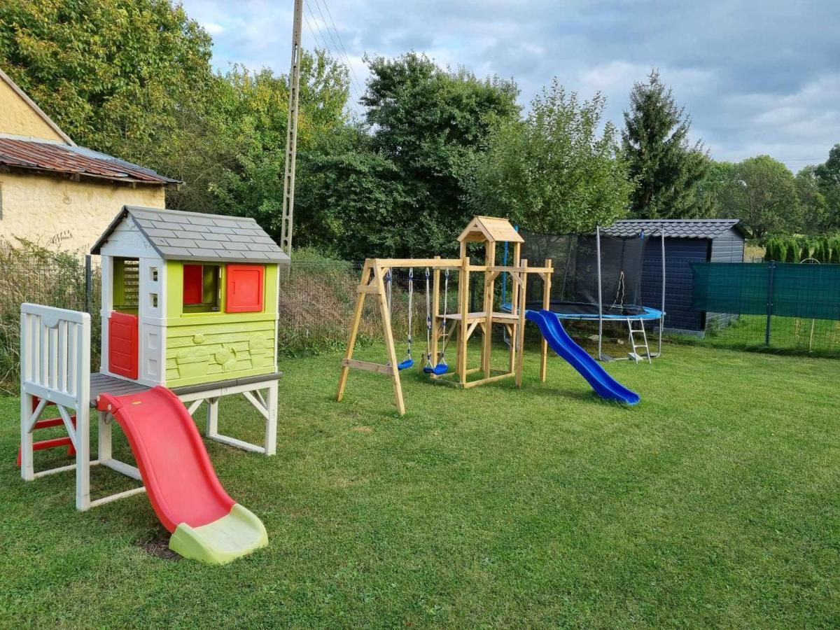 Domek Pod Swierkami -Apartament Swierkowy IV クドヴァ・ズドゥルイ エクステリア 写真